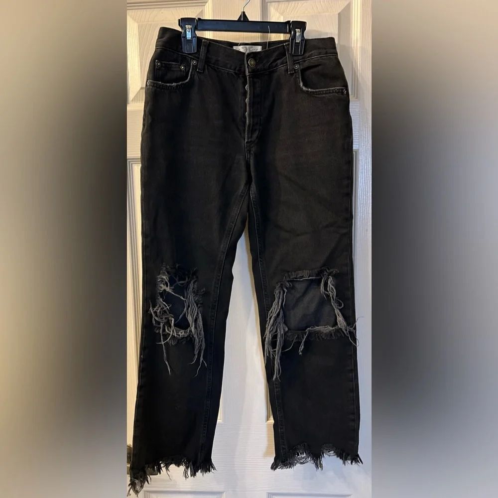 We The Free 25 black rip Jeans size 25